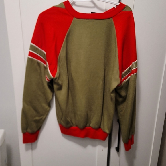 Sweater - Picture 3 of 4